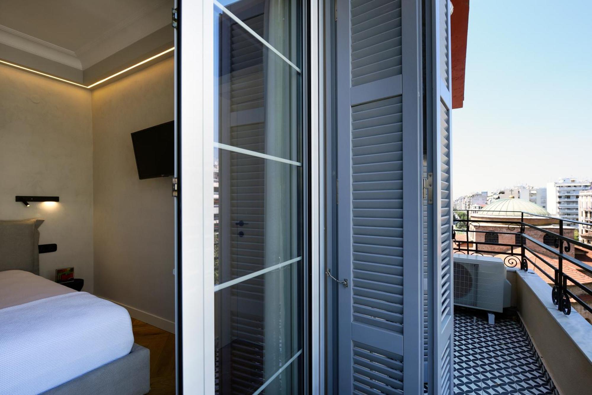 King Apartment Thessaloniki By Luxlikehome Salonicco Esterno foto