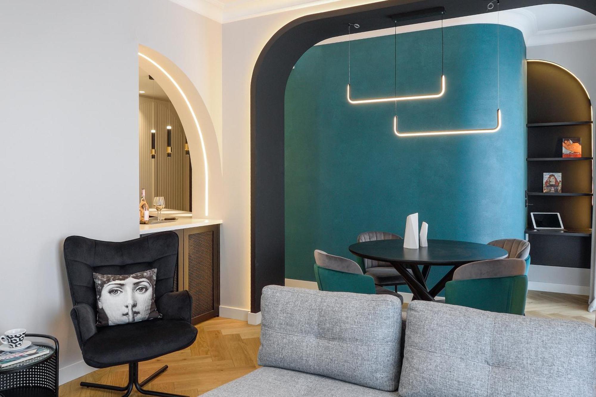 King Apartment Thessaloniki By Luxlikehome Salonicco Esterno foto