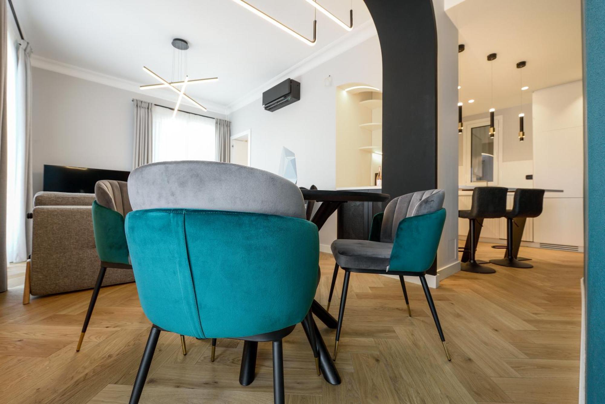 King Apartment Thessaloniki By Luxlikehome Salonicco Esterno foto