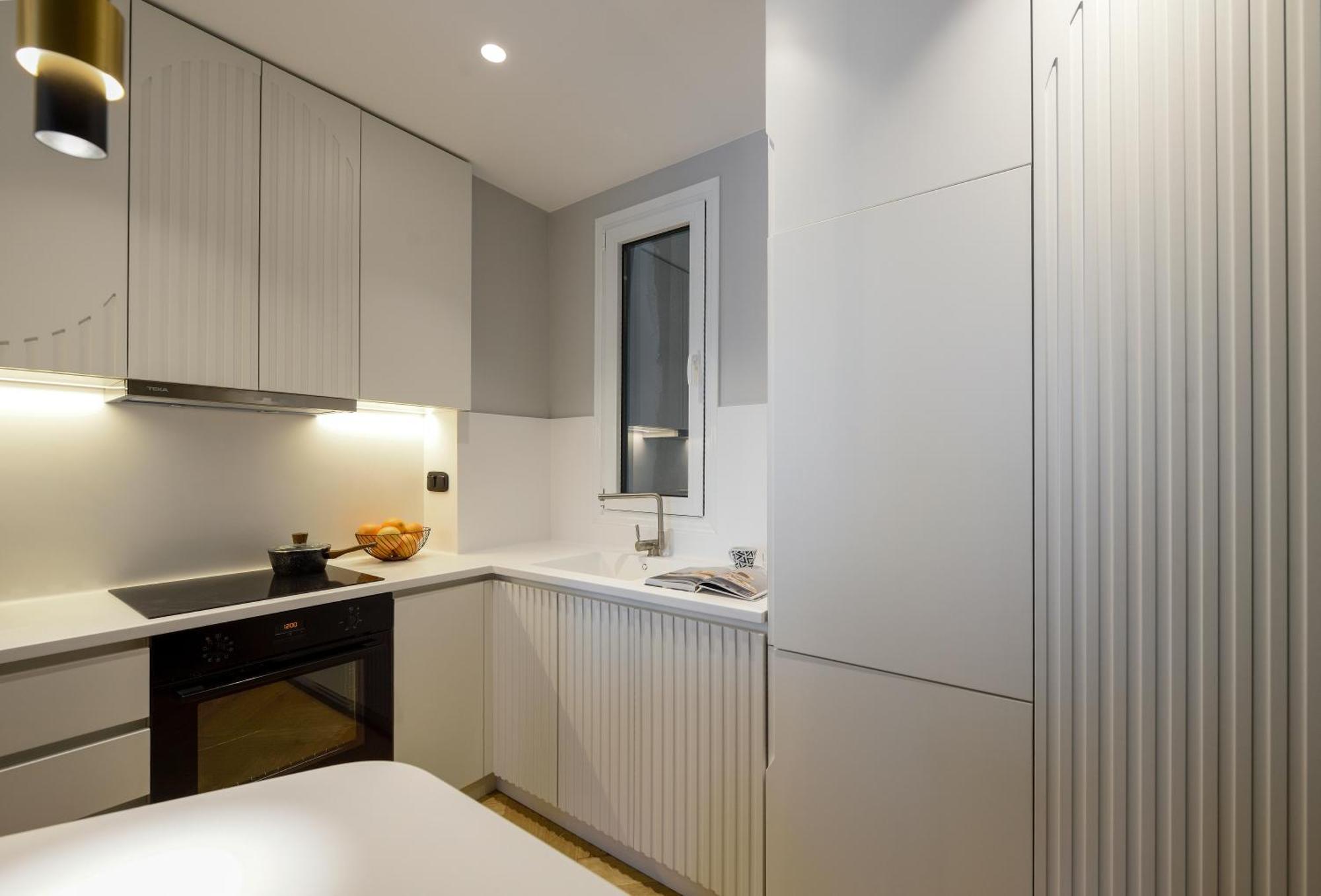 King Apartment Thessaloniki By Luxlikehome Salonicco Esterno foto