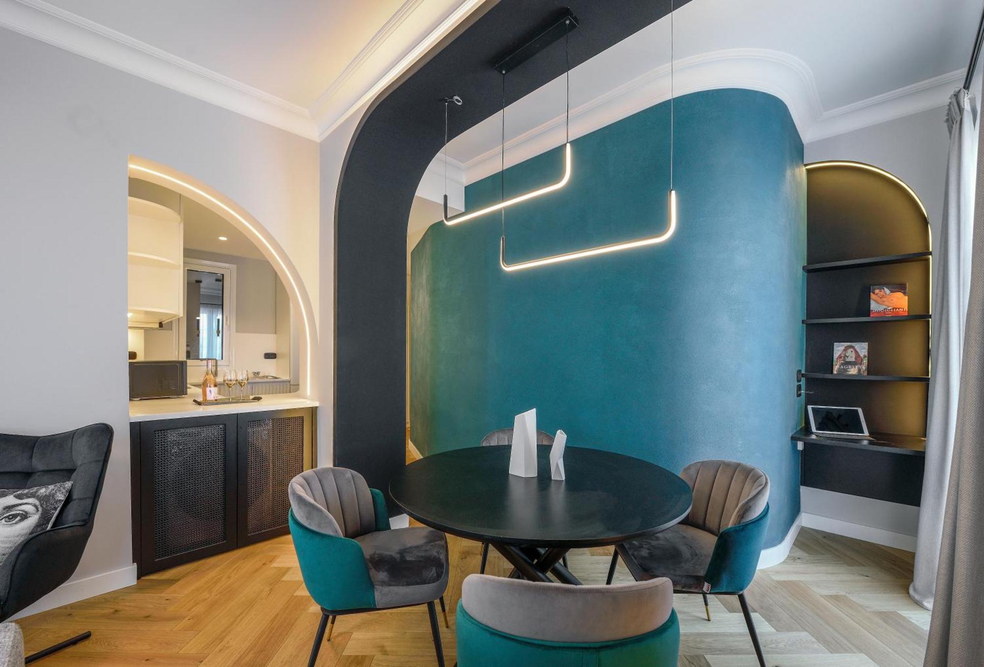 King Apartment Thessaloniki By Luxlikehome Salonicco Esterno foto