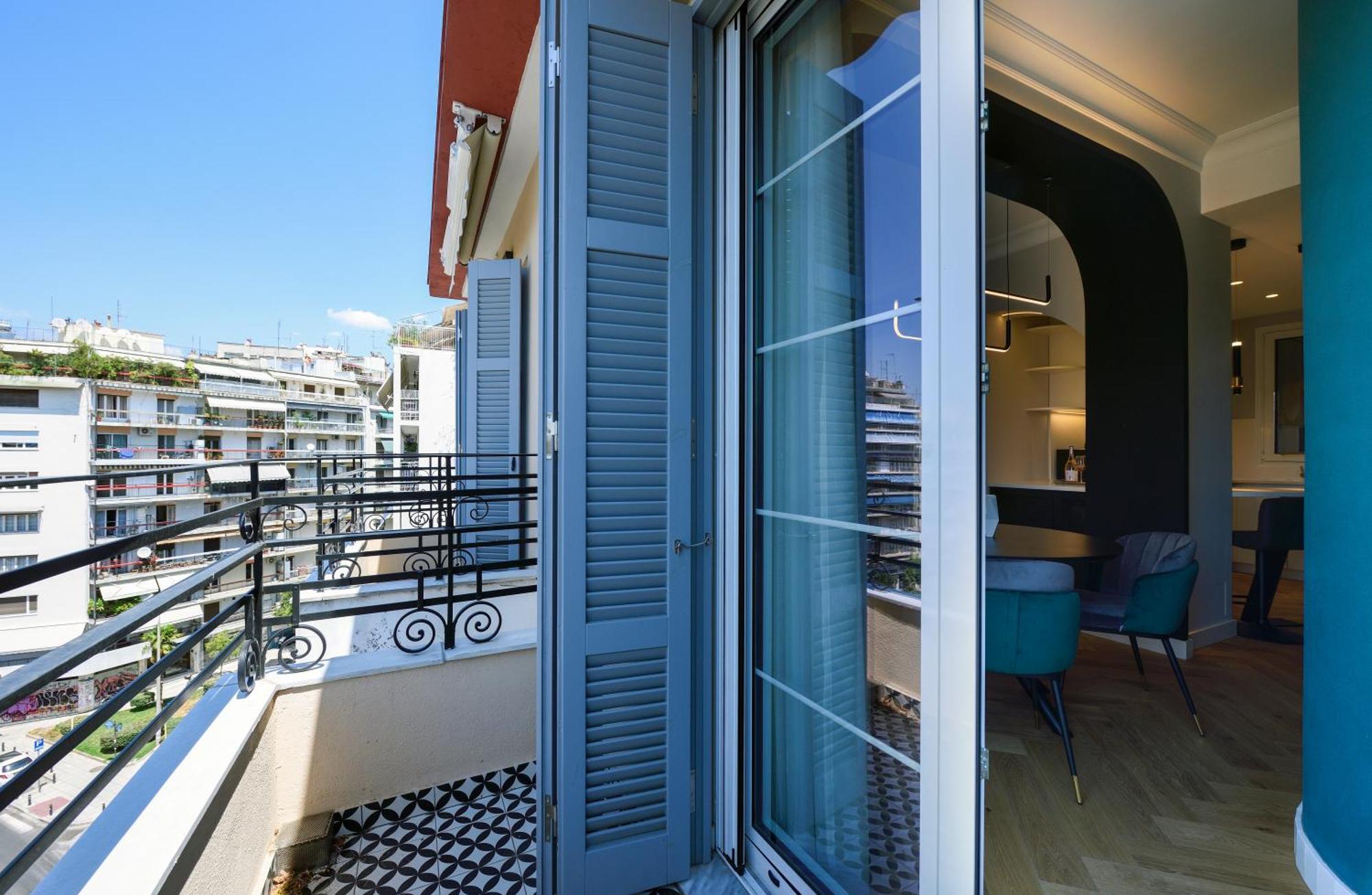 King Apartment Thessaloniki By Luxlikehome Salonicco Esterno foto